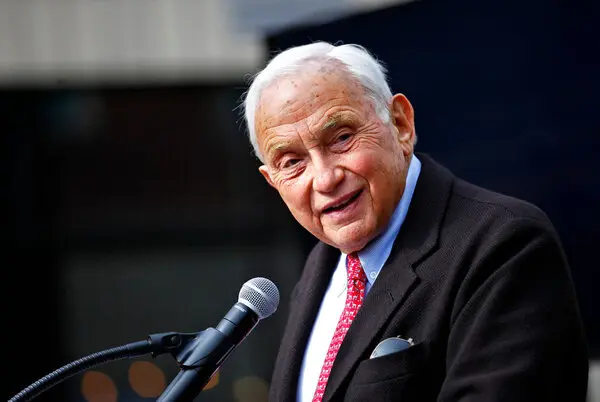 les wexner